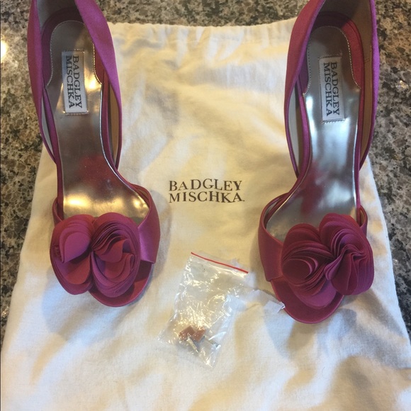 Badgley Mischka Pink Heels - Picture 2 of 5